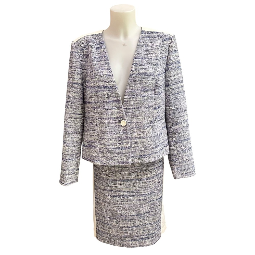 Classiques Entier Tweed 2 Pc Blazer (14P )and Skirt‎ (12 ) Suit Set Blue White